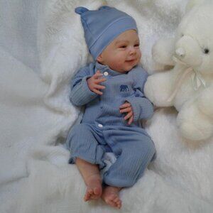 18 Inch Blue Lifelike Newborn Soft Cloth Body Handcrafted Real Life Baby Dolls'